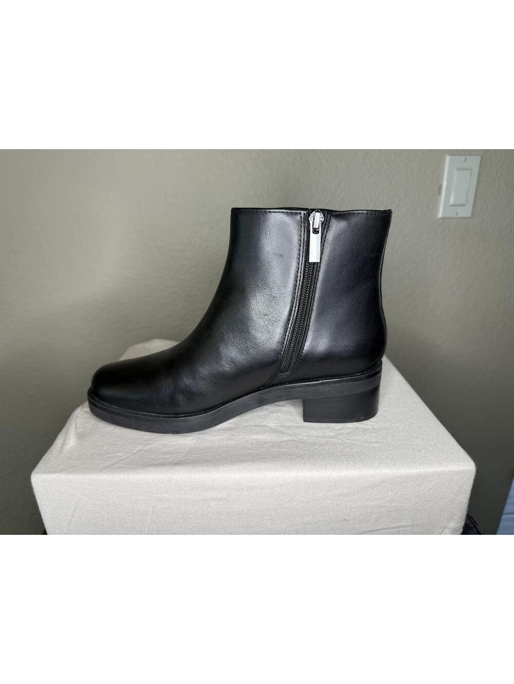 Abeo Traverse Ankle Boot size 7